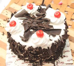 Black Forest Cake with Egg