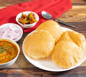 Poori With Aloo Sabzi