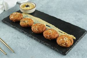 Falafel With Hummus