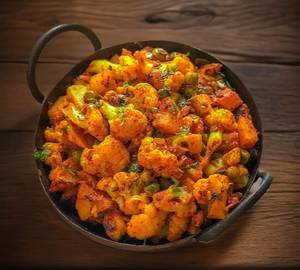 Aloo Tamatar [ No Onion-No Garlic ]