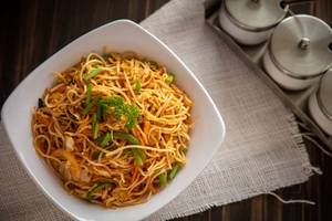 Veg Schezwan Noodles