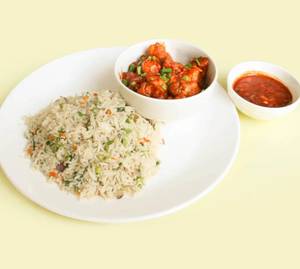 Veg Fried Rice With Gobi Manchurian Dry
