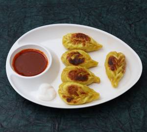 Chicken Fried Momos 