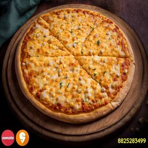 Cheesy Corn Pizza [6 slice]