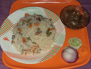 Fried Rice +Chicken Kosha [4 Pcs]+Salad