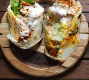 Double egg chicken roll