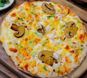 Mushroom veg corn cheese pizza
