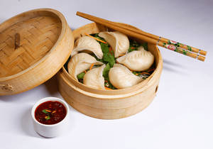 Egg Momos (6 Pcs)