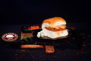 Chataka Paneer Vada Pav