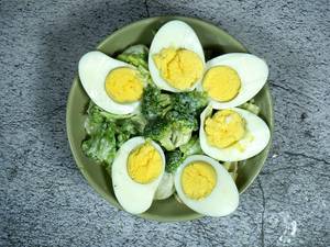 Brocolli & Egg Salad