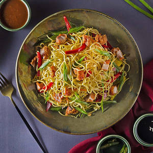 Chicken Chilli Garlic Noodles