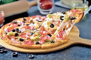 Regular Thin Crust Pizza