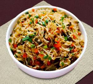 Schezwan veg fried rice