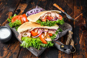 Lebanese Chicken Pita