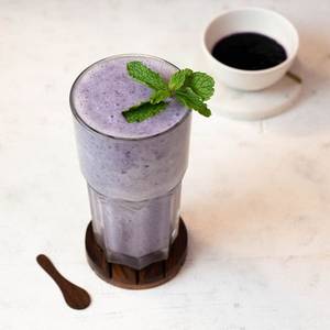 Black Currant Lassi
