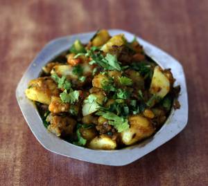 Bataka Ni Suki Bhaji (375 grm)