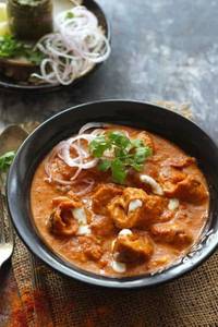 Soya Chaap Gravy