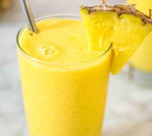 Pineapple passion smoothie