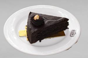 Hazelnut Classic Chocolate Cake Pcs