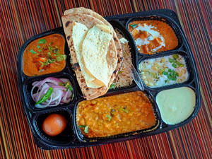 Veg Deluxe Thali