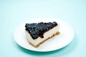 Blueberry Cheesecake Slice (Contains Egg)
