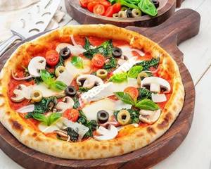 Mushroom & Spinach Pizza 