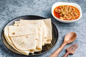 Chicken Keema Curry With 5 Pcs Rumali Roti