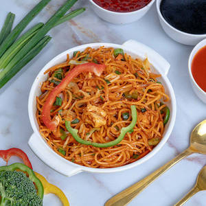 Egg Schezwan Noodles