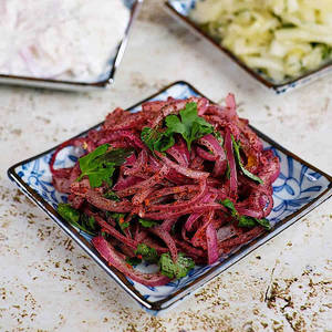 Extra Onion Salad