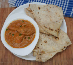 Kadai Chicken & Rumali Roti ( 4 Pieces)