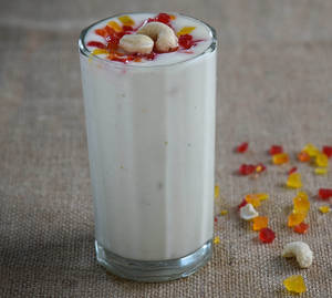 Dry Fruit Lassi