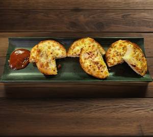 Paneer Cheese Garlic Bread