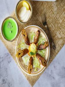 Chicken Seekh Kebab (06 Pcs)