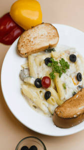 Alfredo & Parmesan Veg Pasta