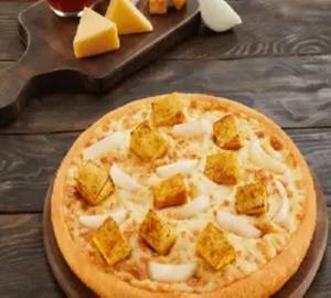 Cheese Loaded Paneer & Onion Pizza