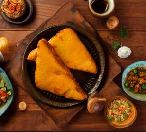 Bread Pakora ( 2 Pcs)