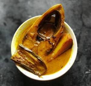Ilish Tail Begun Jhol [1pc] [700ml]