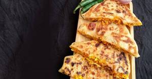 Chicken Mughlai Paratha