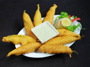 Plain Mirch Bajji [4 Pieces]