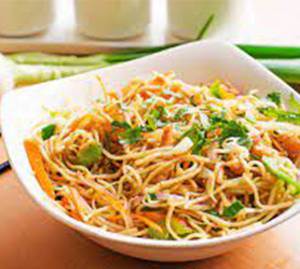 Vermicelli Fried With Black Soya Sauce With Chicken