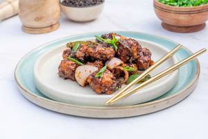 Chilli Chicken Hakka Dry [12 Pcs]