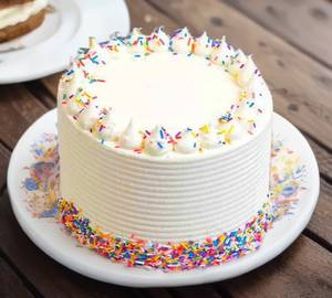 Classical vanilla cake