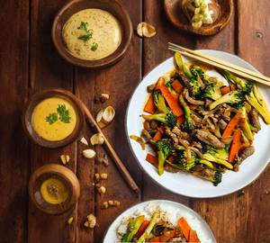 Sliced Pork With Green Vegetable (Dry)