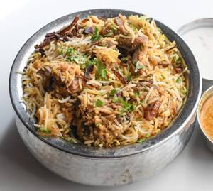 Chicken Dum Hyderabadi Biryani