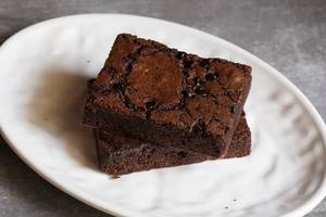 Eggless Choco Chips Brownie [1 Piece]