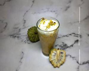 Fresh Sitafal Falooda