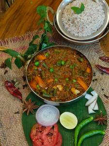 Varutharachathu (Mixed Veg)