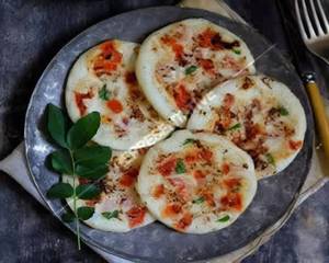 Onion Tomato Uttapam