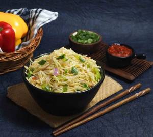 Veg Hakka Noodles
