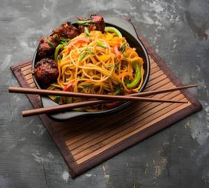 Veg Manchurian & Veg Schezwan Noodles Combo